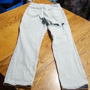Abercrombie & Fitch Jeans Womens 29/ 8 BLUE PREOWNED Distressed STRAIGHT Light